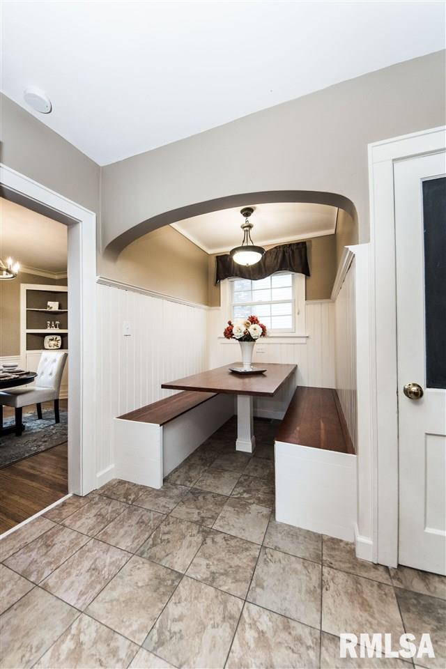 5043 North Prospect Road Peoria Heights, IL 61616 - Photo 8 of 24 Gallery Image 8