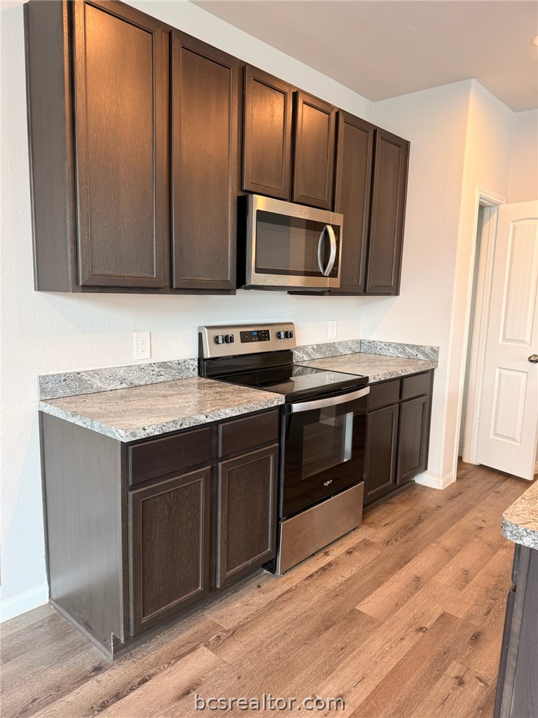 982 Rice Drive Bryan, TX 77803 - Photo 7 of 39