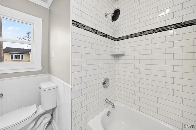 $241,500 | 215 Tower Avenue, Salina, NY 13206