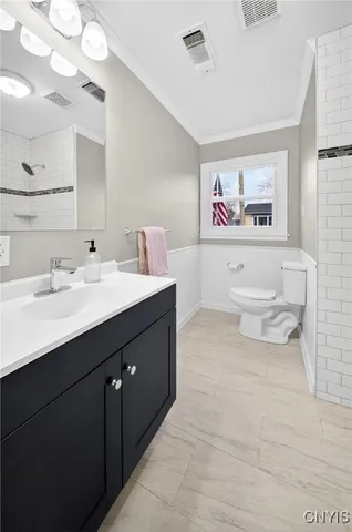 $241,500 | 215 Tower Avenue, Salina, NY 13206