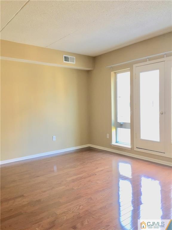 358 Rector Street, Unit A309 Perth Amboy, NJ 08861 - Photo 15 of 21 Gallery Image 15