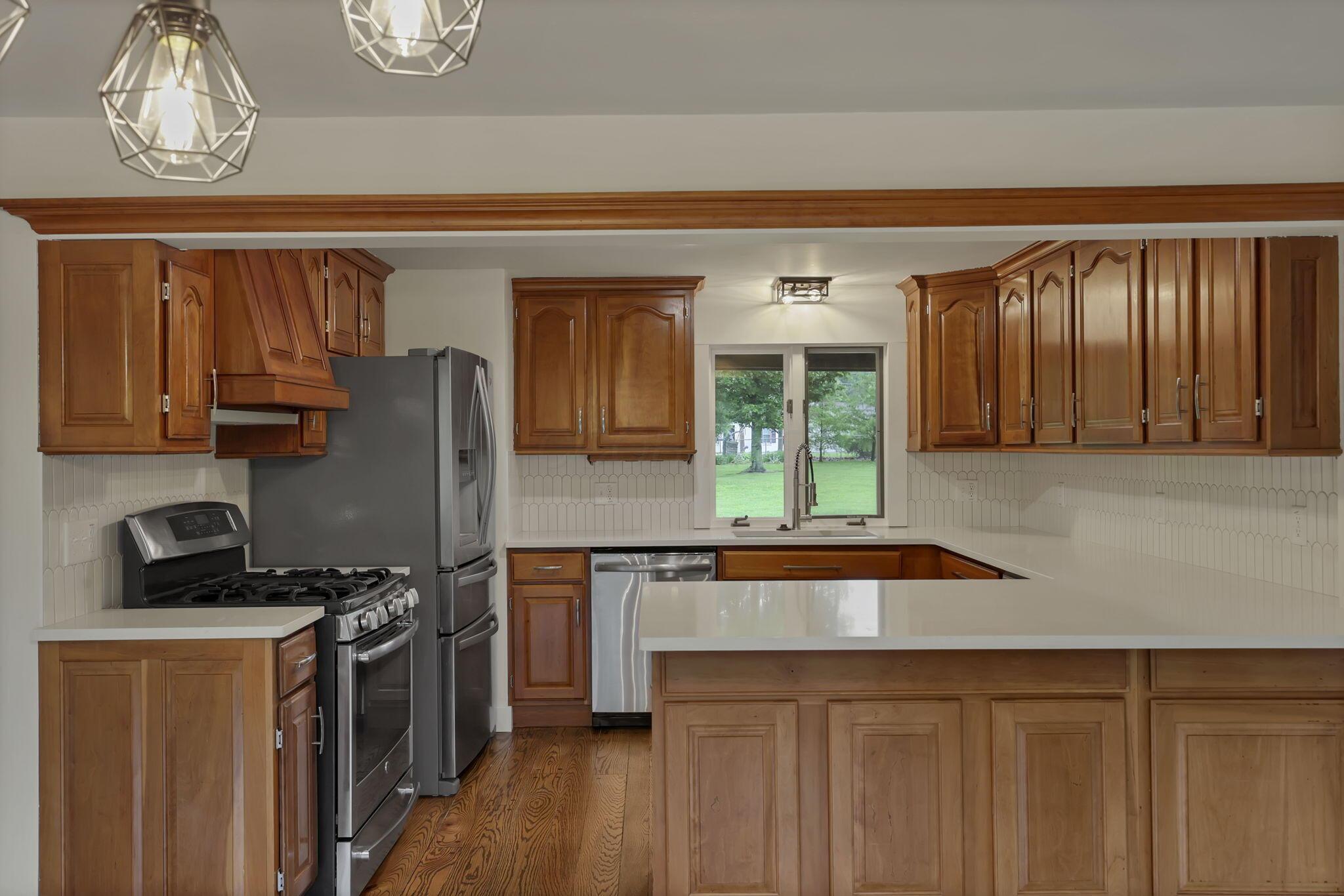 225 Edwards Road Johnstown, OH 43031 - Photo 12 of 69 14-web-or-mls-011A8804