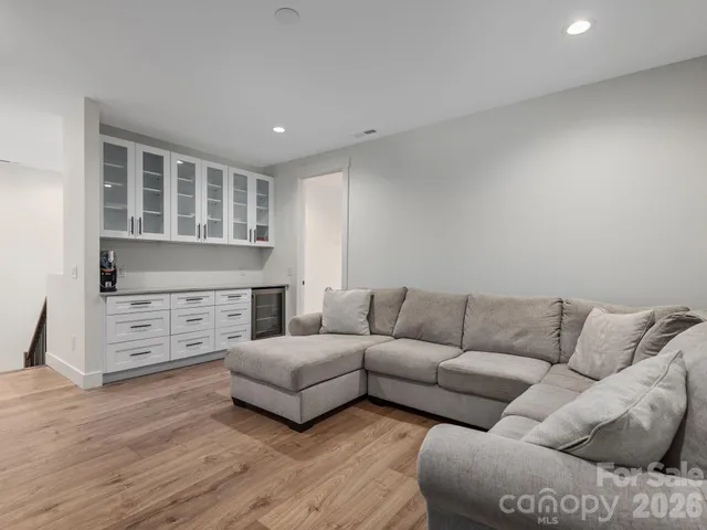 $879,000 | Undisclosed Address, Arden, NC 28704