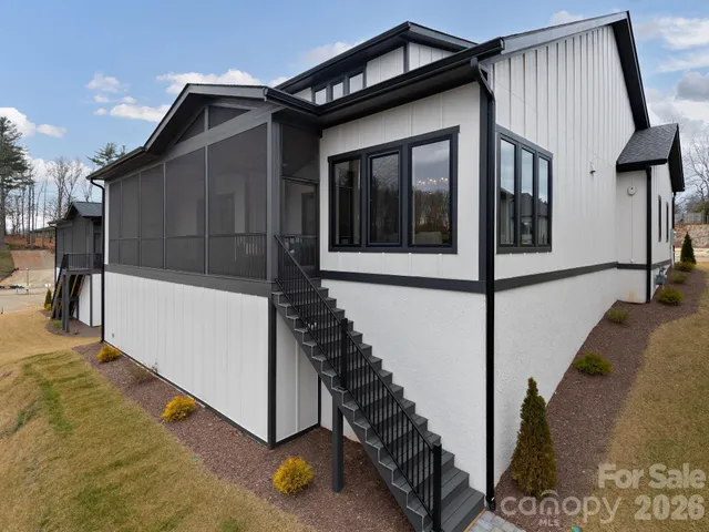 $879,000 | Undisclosed Address, Arden, NC 28704