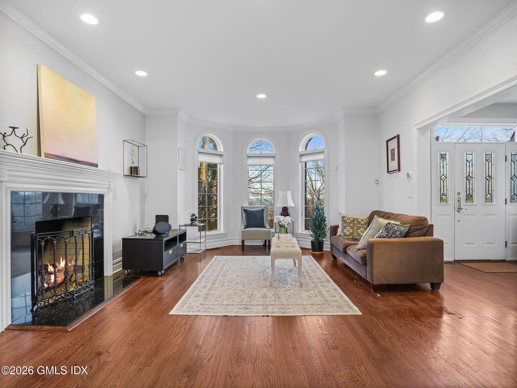 104 Ritch Avenue West, Unit 12 Greenwich, CT 06830 - Photo 2 of 24 4-web-or-mls-104-ritch-ave-w-unit-12