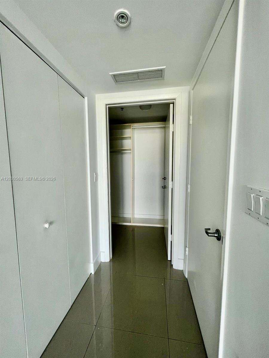 92 Southwest 3rd Street, Unit 4111 Miami, FL 33130 - Photo 24 of 50