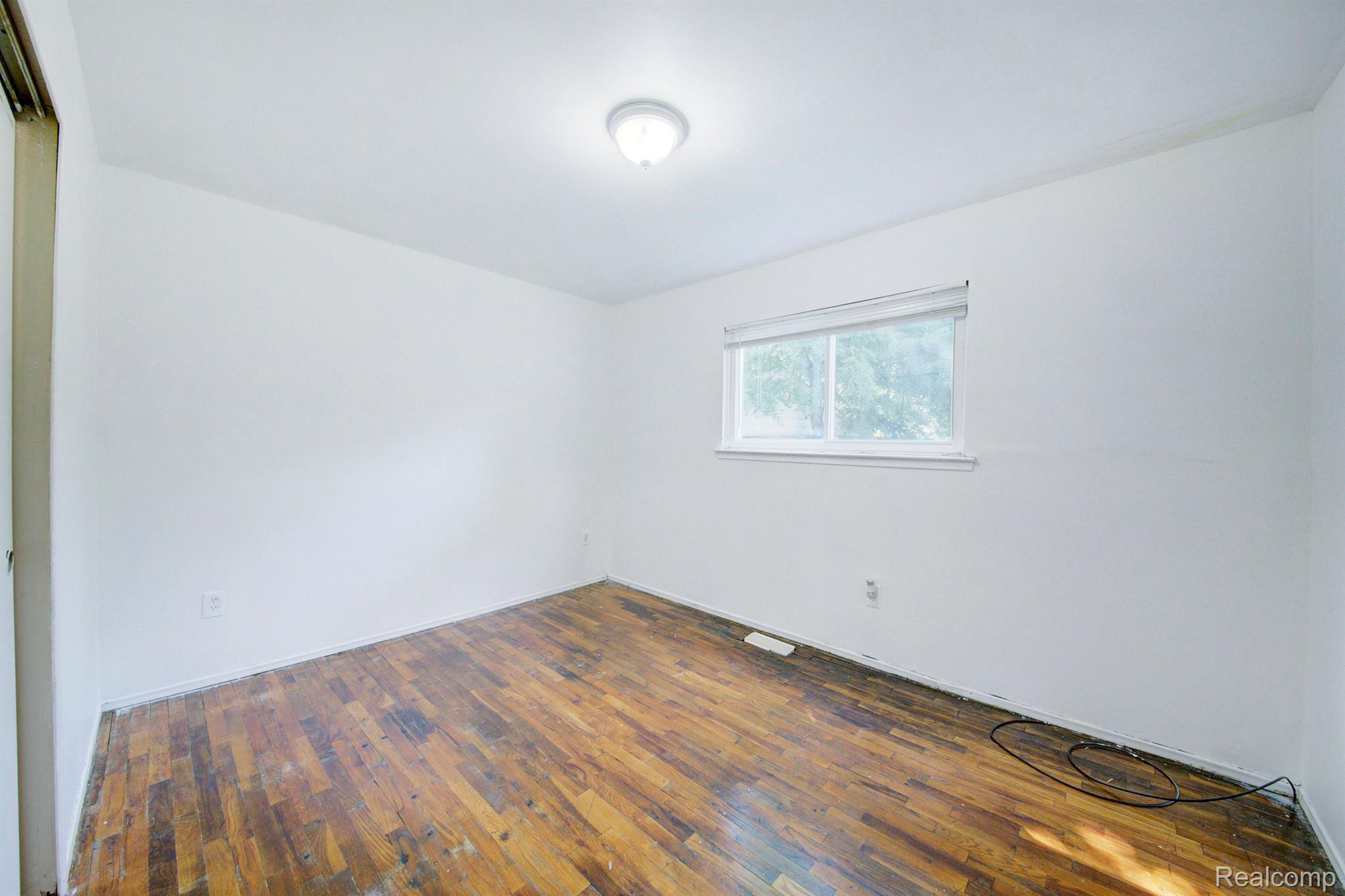 2350 Ravinewood Ypsilanti, MI 48198 - Photo 37 of 59 Gallery Image 37