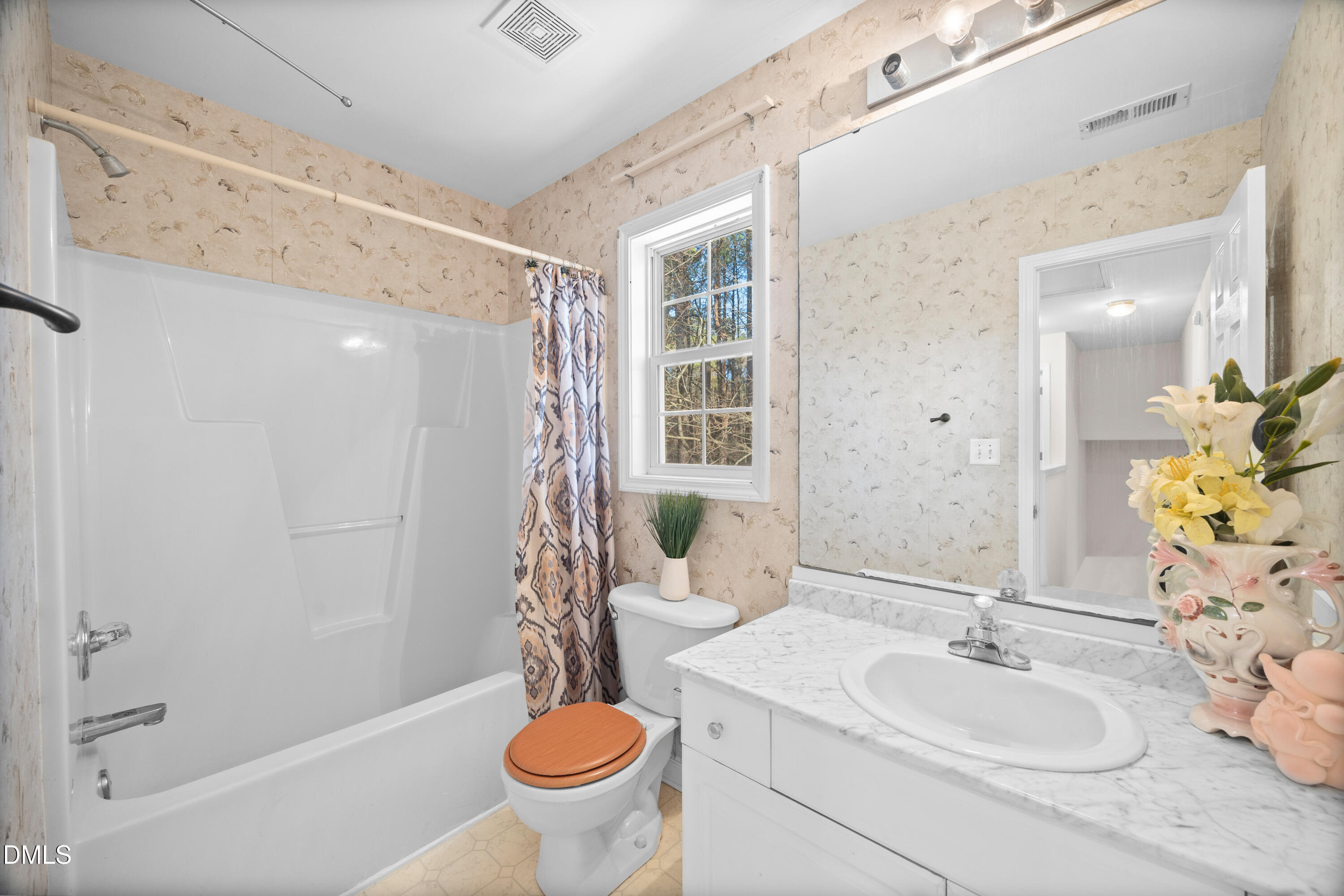 2109 Star Sapphire Drive Raleigh, NC 27610 - Photo 30 of 37 Upstairs Hall Bathroom