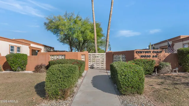 $285,000 | 10030 West Royal Oak Road, Unit M, Sun City, AZ 85351