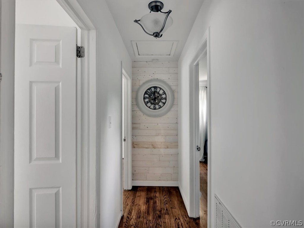 9501 Krause Road Chesterfield, VA 23832 - Photo 13 of 28 a bathroom with a shower