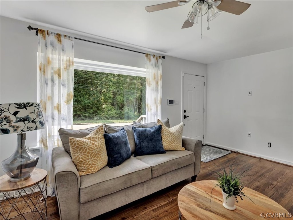 9501 Krause Road Chesterfield, VA 23832 - Photo 5 of 28 a living room with furniture and a large window