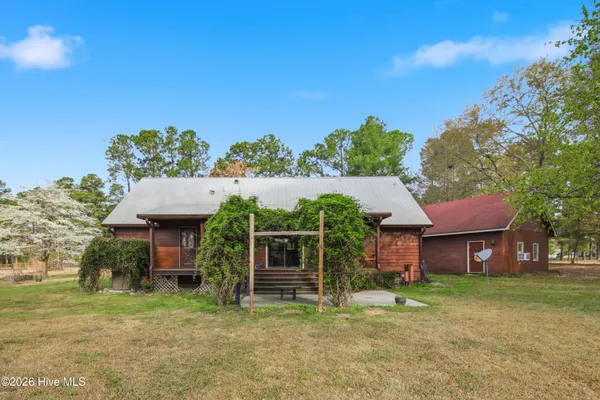 $650,000 | 449 Montrose Road, Raeford, NC 28376