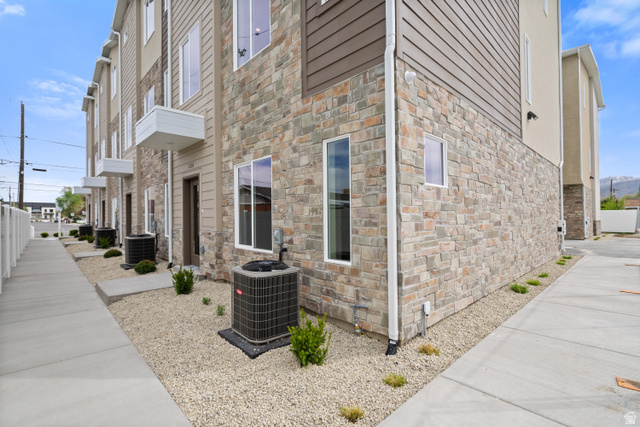 7213 Ramanee Drive Midvale, UT 84047 - Photo 24 of 30