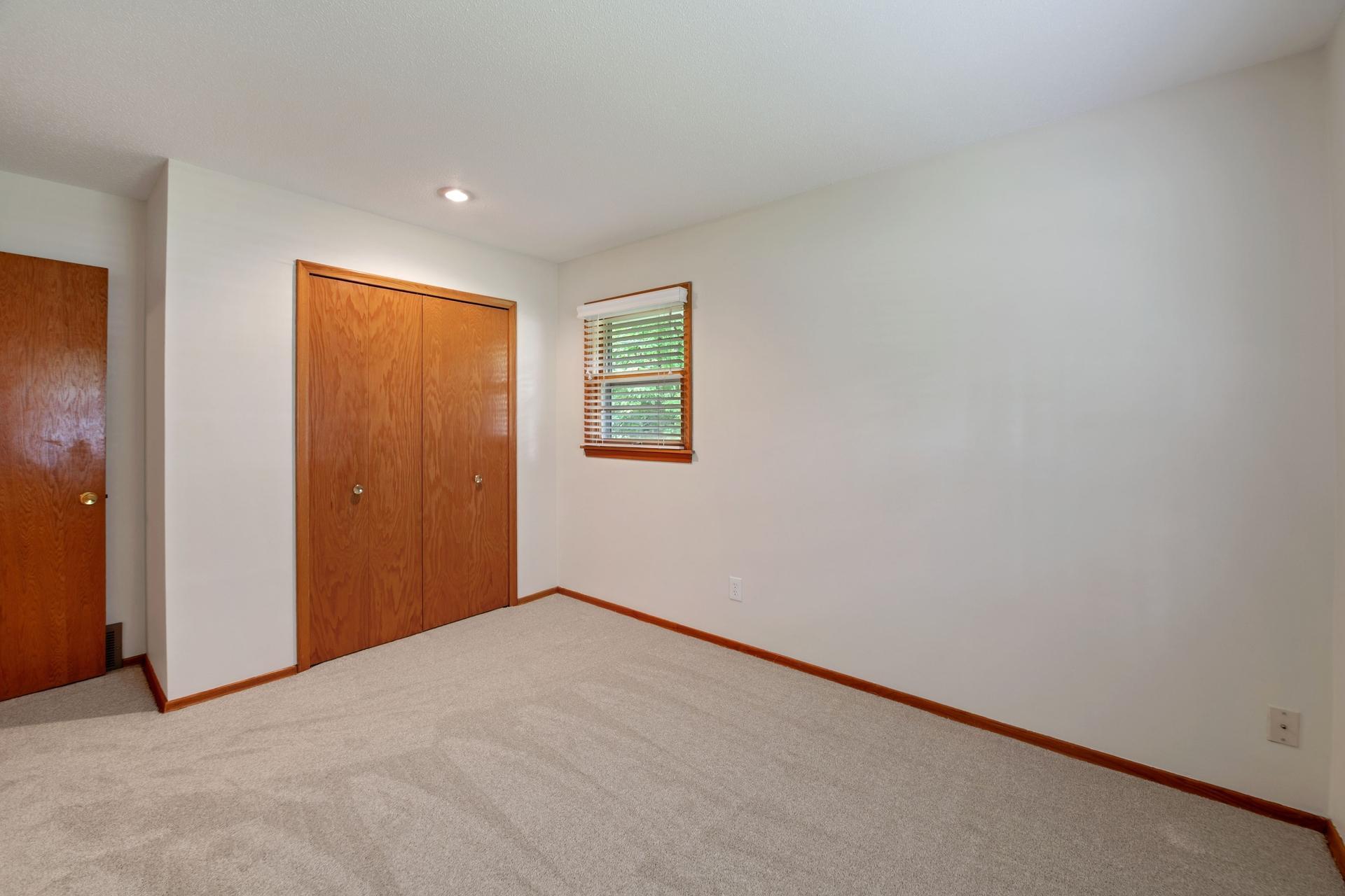 2924 Springview Lane Mounds View, MN 55112 - Photo 11 of 29