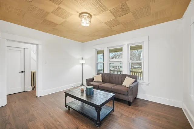 $364,900 | 30 Butler Avenue, Chicopee, MA 01020