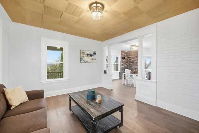 $364,900 | 30 Butler Avenue, Chicopee, MA 01020