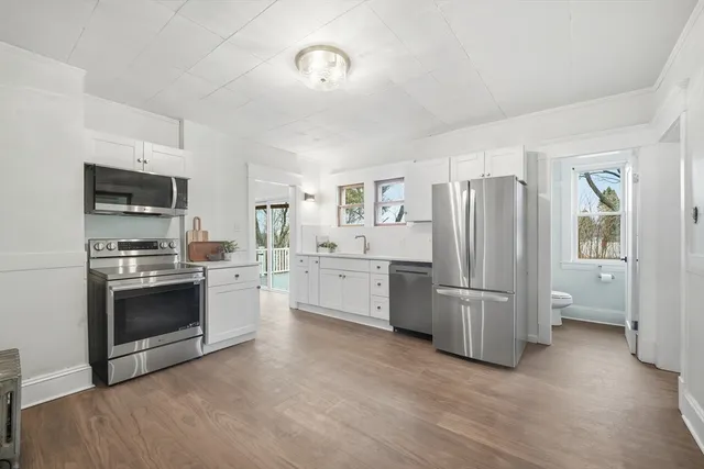 $364,900 | 30 Butler Avenue, Chicopee, MA 01020