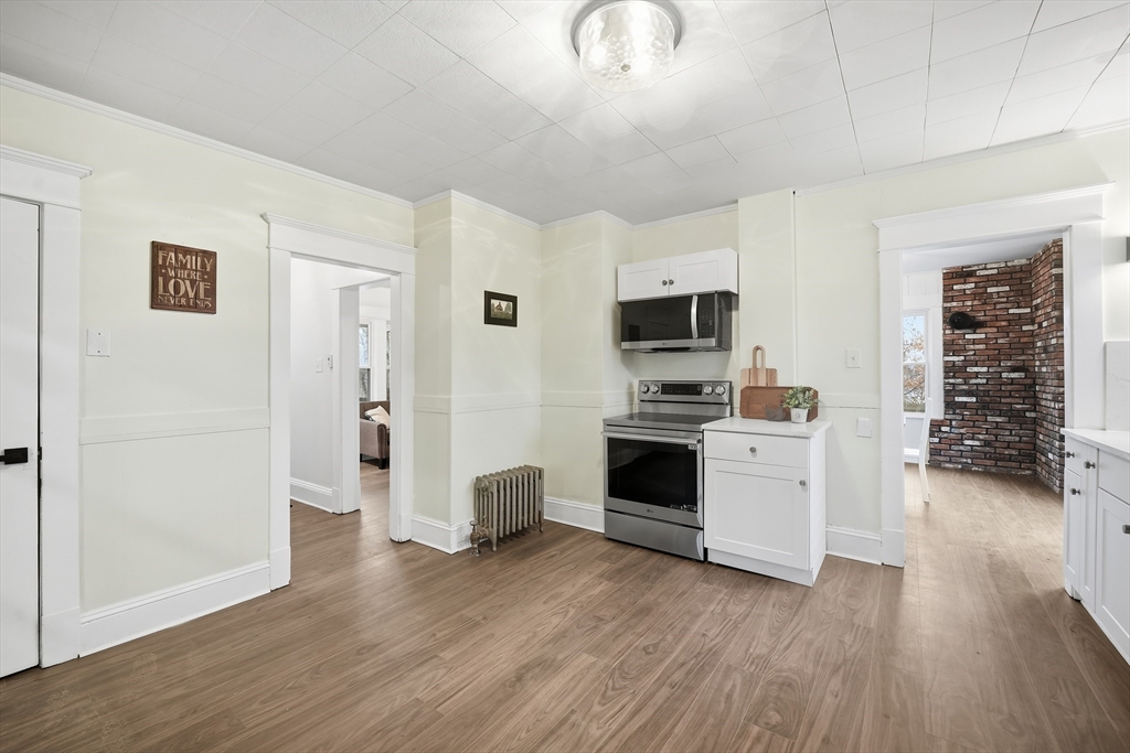 30 Butler Avenue Chicopee, MA 01020 - Photo 6 of 32