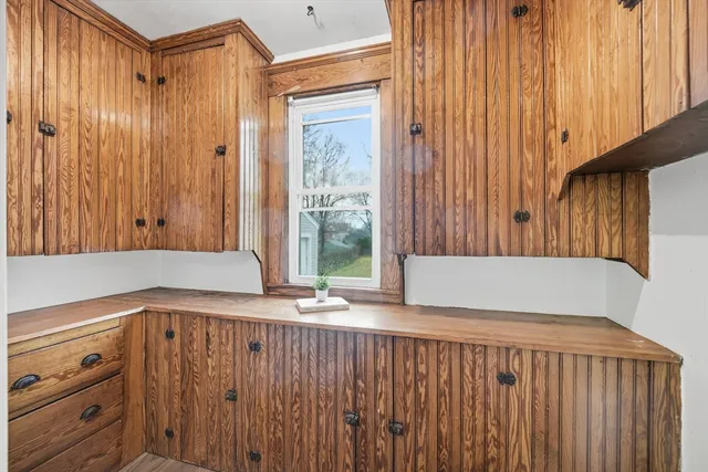 $364,900 | 30 Butler Avenue, Chicopee, MA 01020