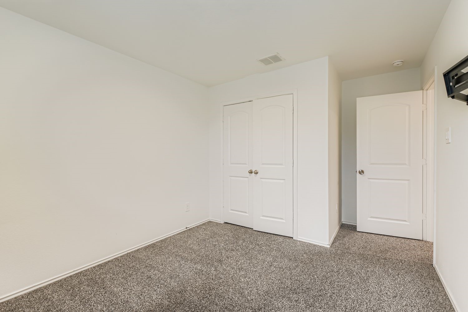 1726 Windstone Ridge Drive Houston, TX 77014 - Photo 20 of 28 a view of an empty room