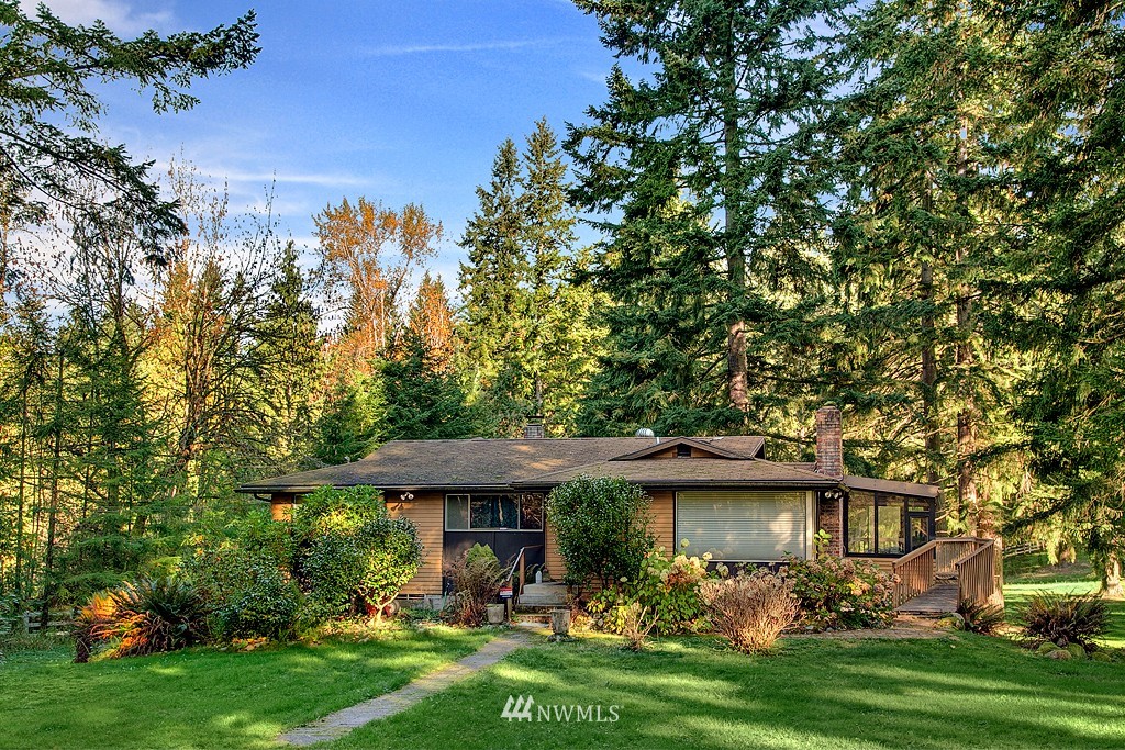 14550 Tiger Mountain Road Southeast Issaquah, WA 98027 - Photo 2 of 10 Gallery Image 2
