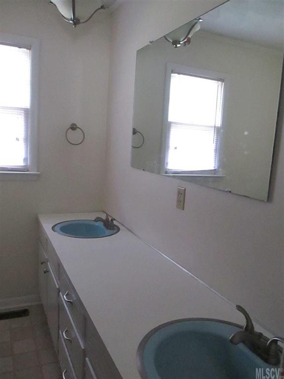 3367 Lester Street Conover, NC 28613 - Photo 12 of 13 Gallery Image 12