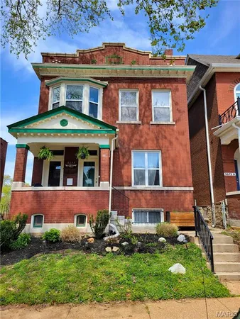 $439,000 | 3677 McRee Avenue, St. Louis, MO 63110