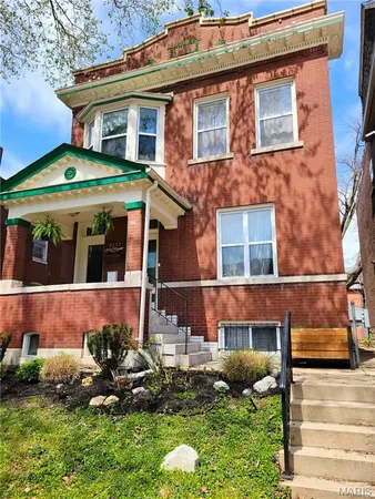 $439,000 | 3677 McRee Avenue, St. Louis, MO 63110