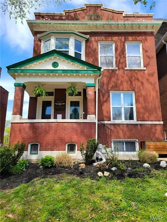 $439,000 | 3677 McRee Avenue, St. Louis, MO 63110