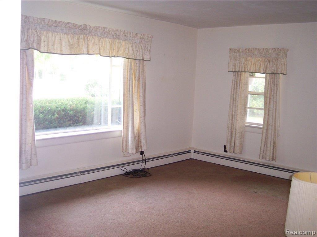 565 North Wilder Road Lapeer, MI 48446 - Photo 11 of 15 100_2373.JPG