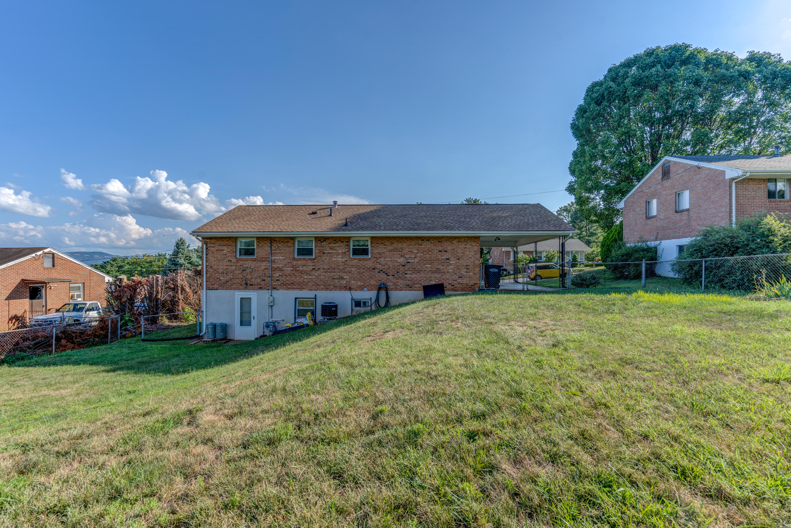 545 Holiday Road Vinton, VA 24179 - Photo 18 of 18 DSC07361_2_3_4_5