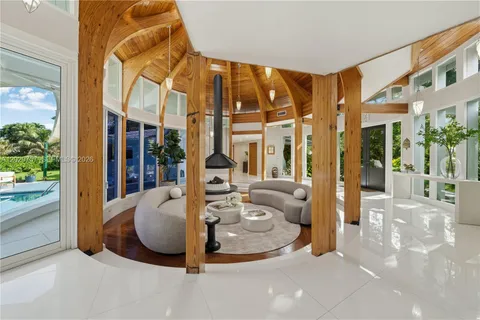 $3,150,000 | 13300 Southwest 69th Avenue, Pinecrest, FL 33156