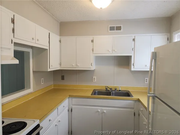 $850 | 301 A Faison Avenue, Fayetteville, NC 28304
