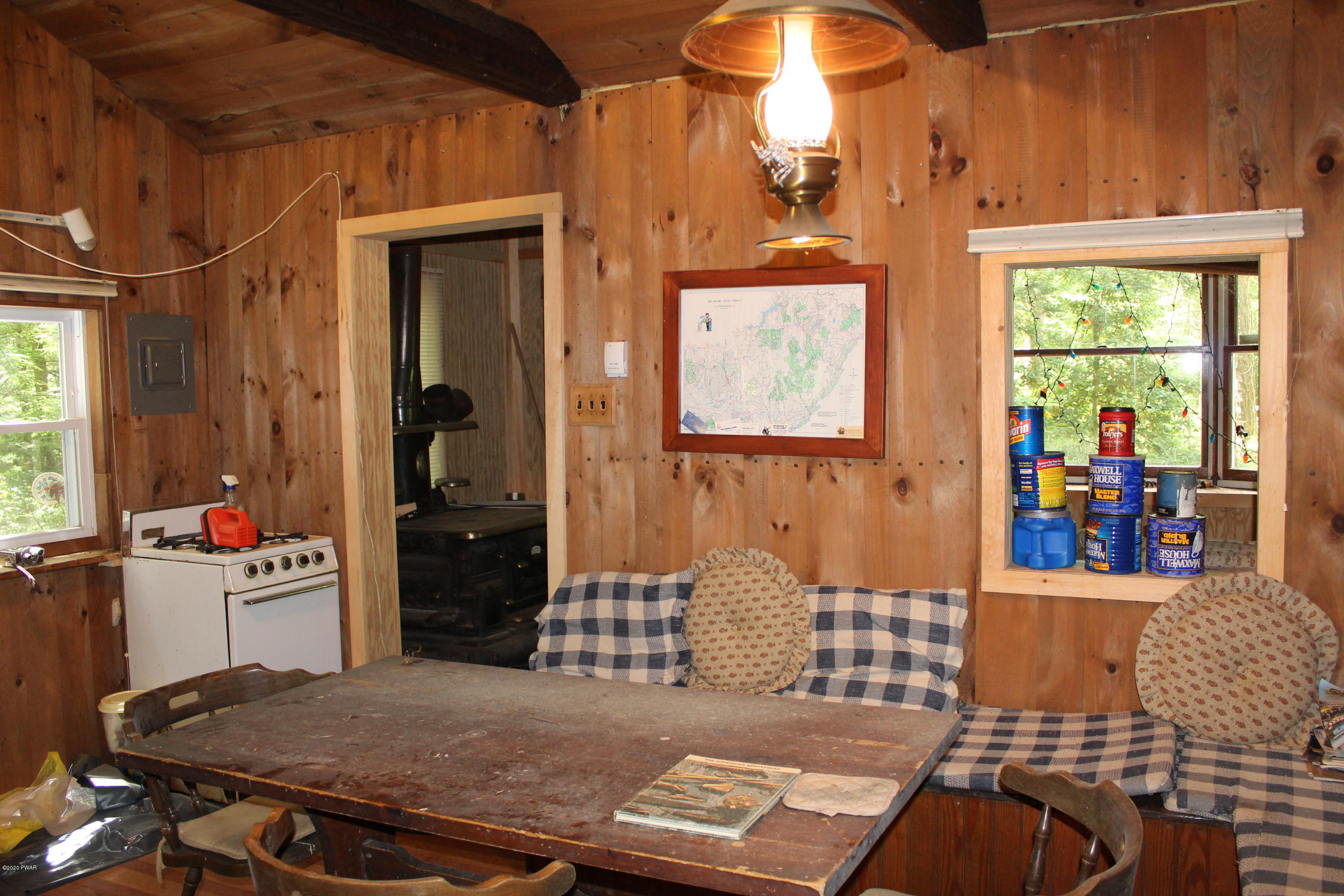 122 Old Rte 402 Dingmans Ferry, PA 18328 - Photo 10 of 41