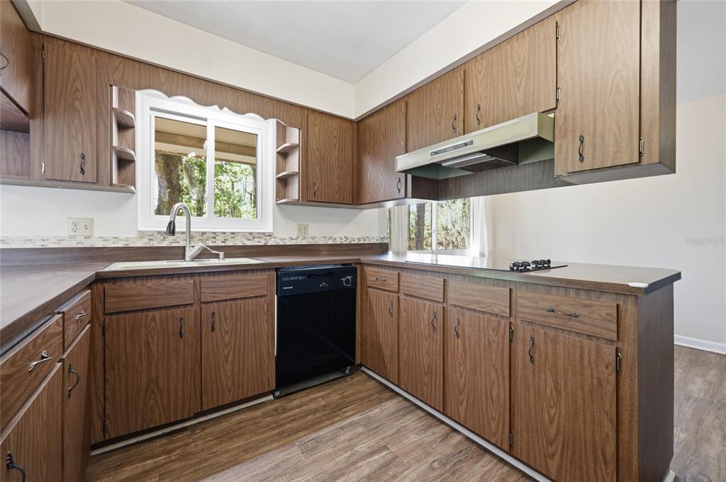 3307 Southwest 1st Way Gainesville, FL 32601 - Photo 14 of 63 Gallery Image 14