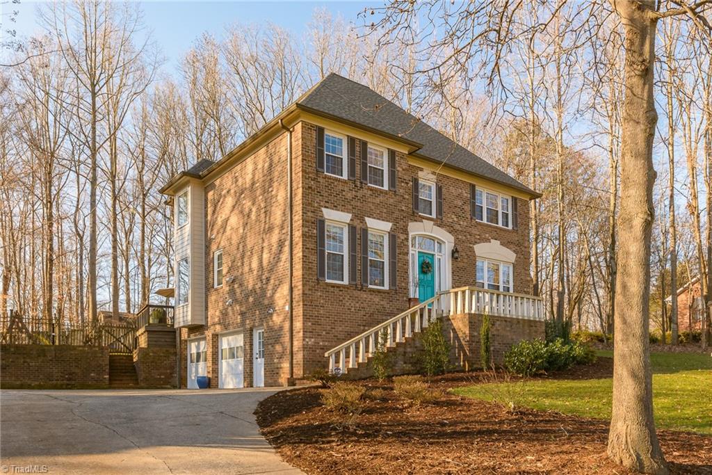 194 Wexham Road Winston-Salem, NC 27103 - Photo 2 of 29 Gallery Image 2