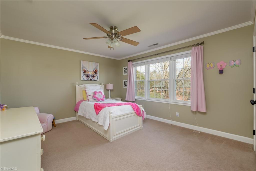 194 Wexham Road Winston-Salem, NC 27103 - Photo 17 of 29 Gallery Image 17