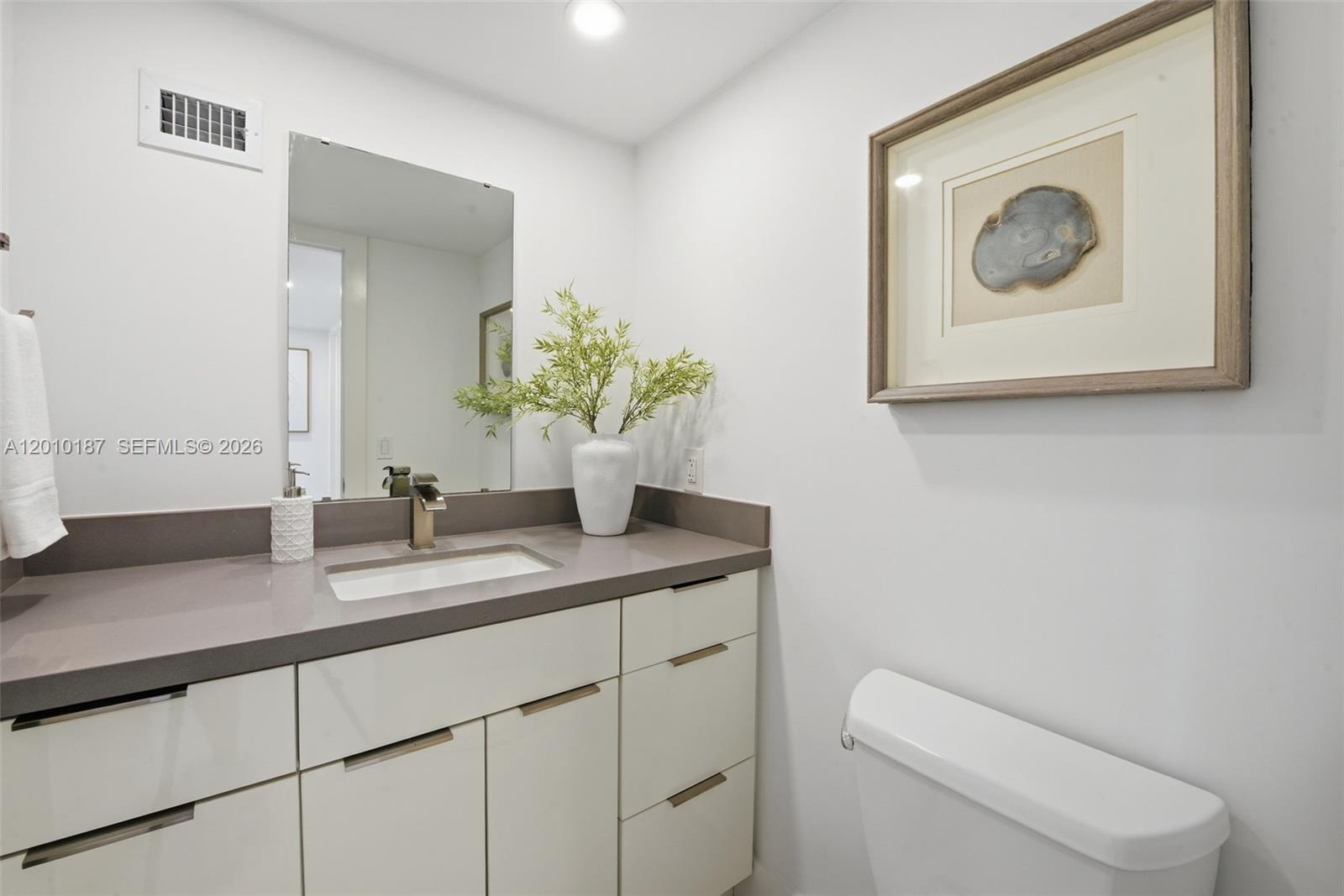 1180 South Ocean Boulevard, Unit 12F Boca Raton, FL 33432 - Photo 19 of 28