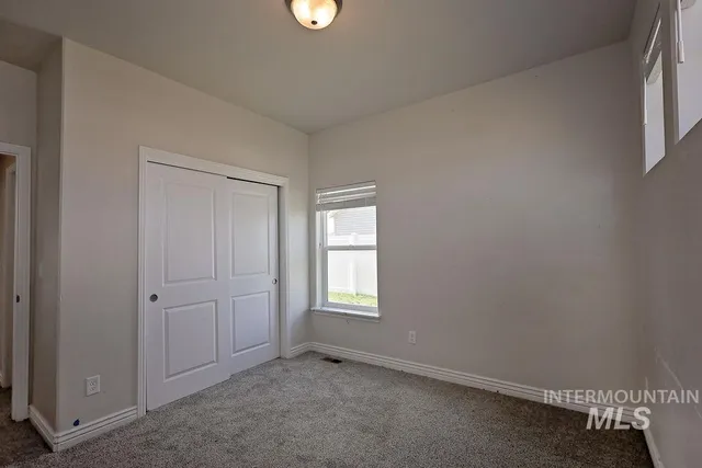 $359,900 | 407 Southwood Avenue West, Twin Falls, ID 83301