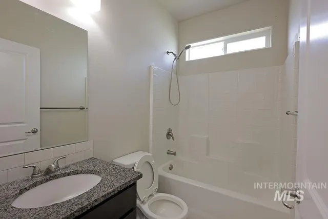 $359,900 | 407 Southwood Avenue West, Twin Falls, ID 83301