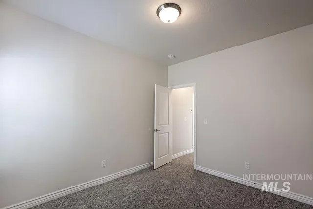 $359,900 | 407 Southwood Avenue West, Twin Falls, ID 83301