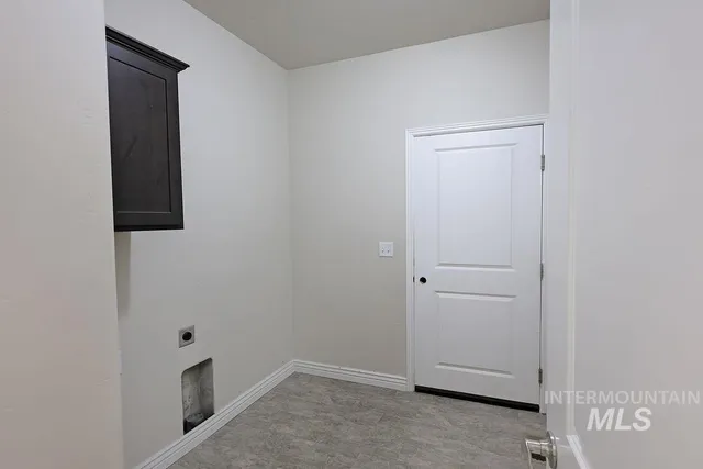 $359,900 | 407 Southwood Avenue West, Twin Falls, ID 83301