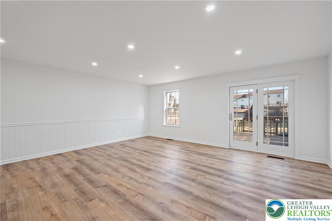 314 Ridgeview Drive Alburtis, PA 18011 - Photo 5 of 22