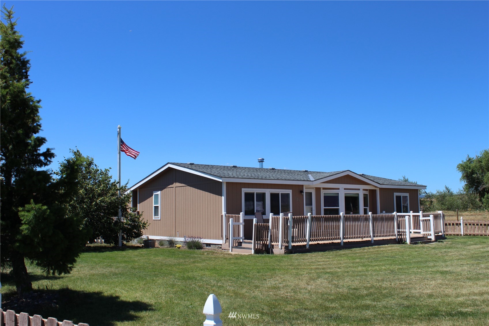 730 Clarke Road Ellensburg, WA 98926 - Photo 1 of 31 Gallery Image 1
