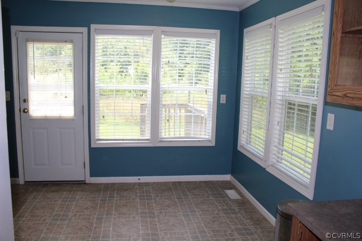 403 John Randolph Road Farmville, VA 23901 - Photo 6 of 23 a view of an empty room and window