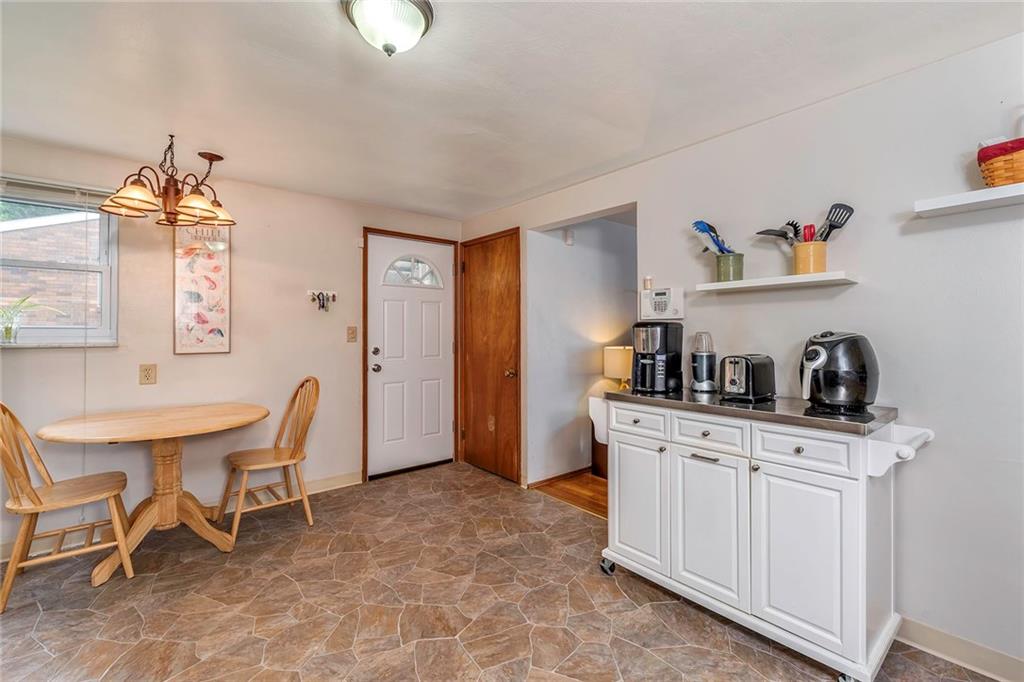 773 Hamil Road Verona, PA 15147 - Photo 11 of 25 Gallery Image 11