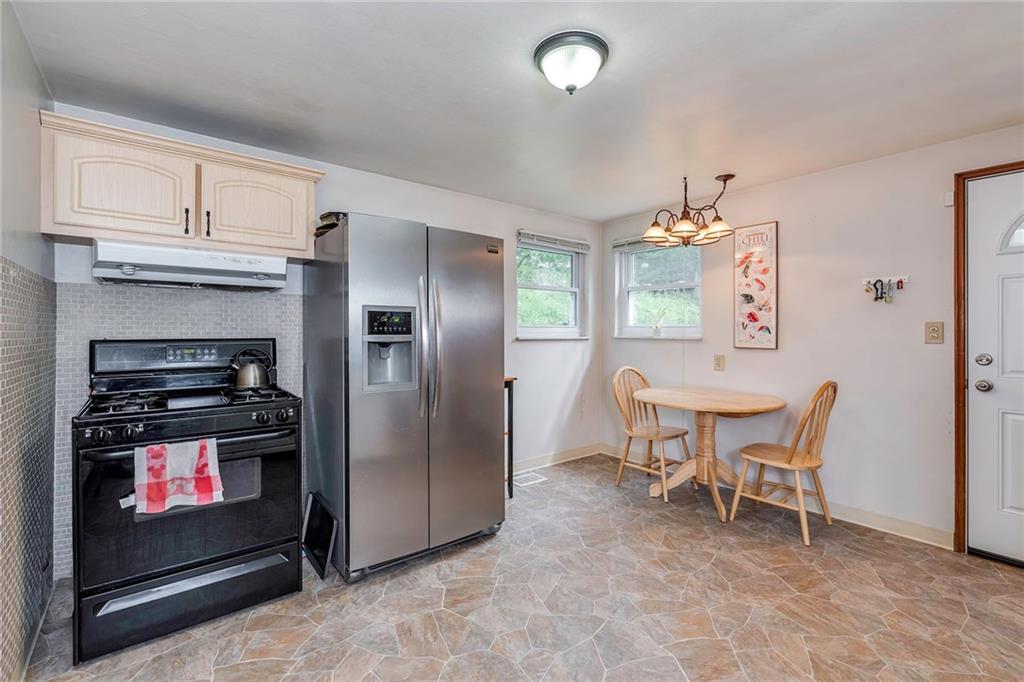 773 Hamil Road Verona, PA 15147 - Photo 12 of 25 Gallery Image 12