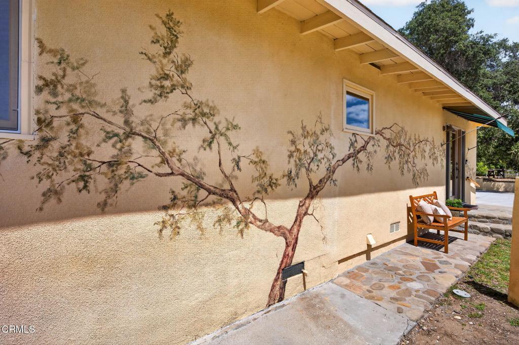 98 Howard Avenue Oak View, CA 93022 - Photo 7 of 72