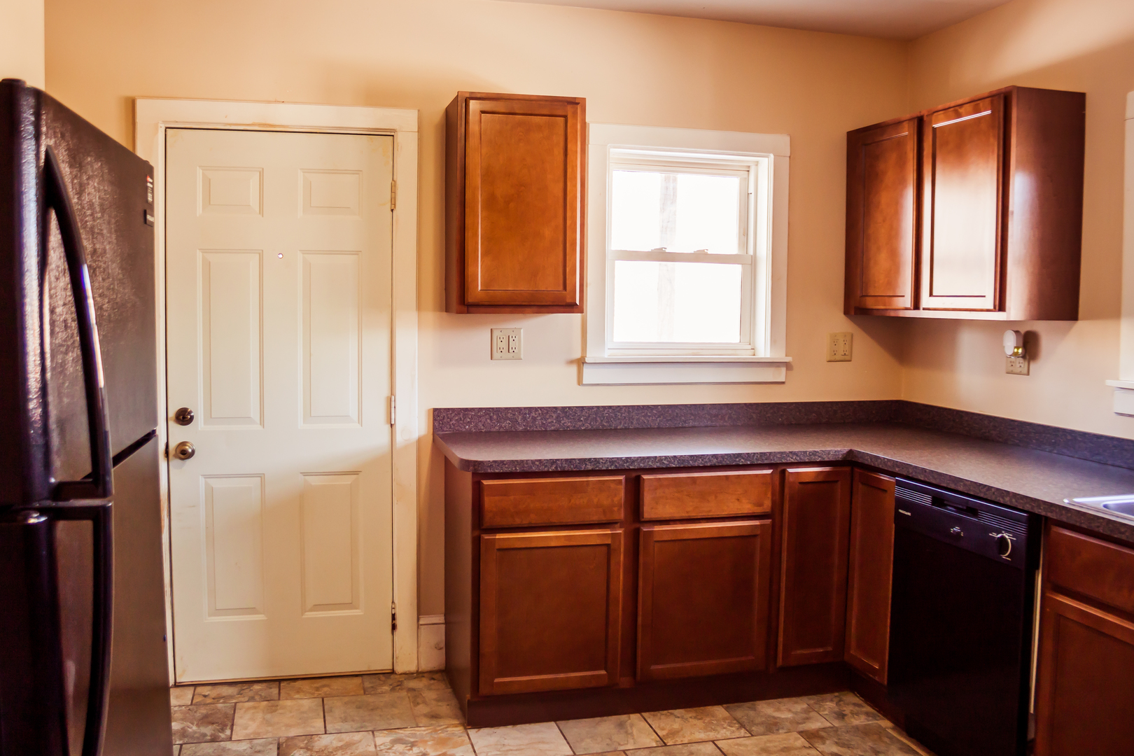 419 South Harrison Avenue Kankakee, IL 60901 - Photo 9 of 39