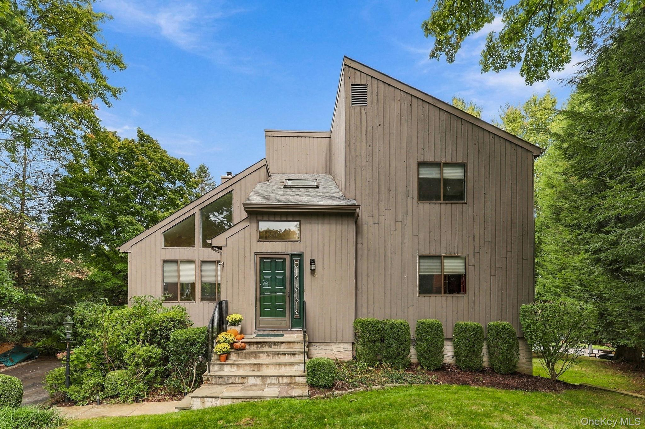 92 Mitchell Road Somers, NY 10589 - Photo 1 of 46 Gallery Image 1